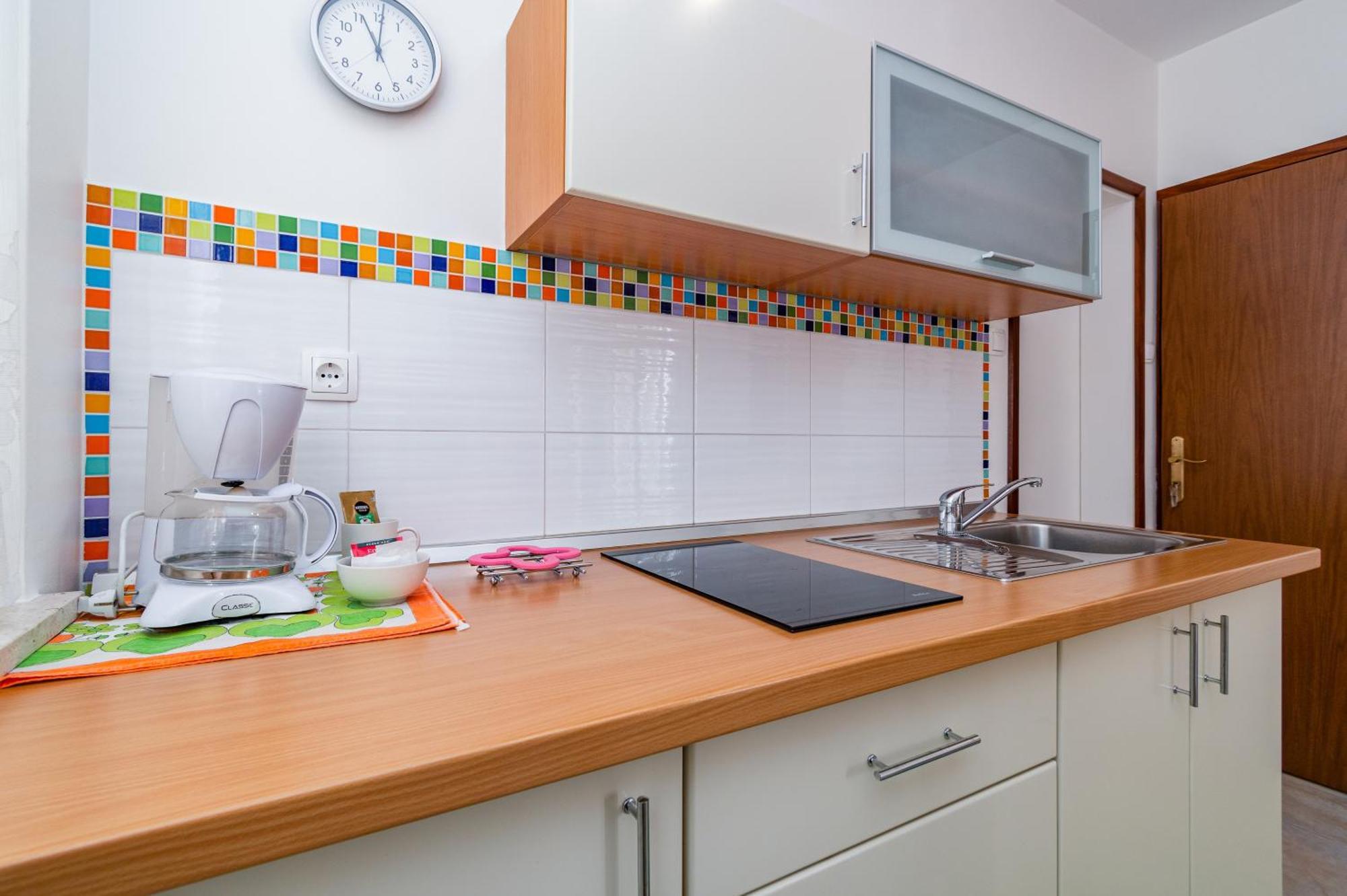 Apartments By The Sea Medveja, Opatija - 7720 ロヴラン 部屋 写真